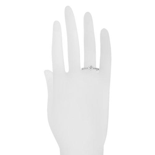Diamantring Salzburg in Platin - an Hand