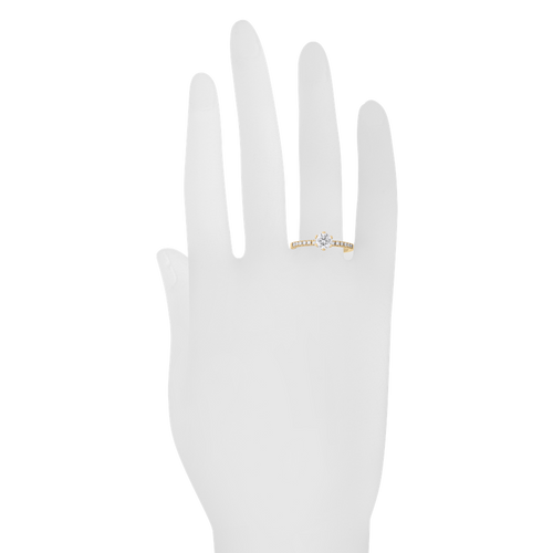 Diamantring Salzburg in Roségold - an Hand
