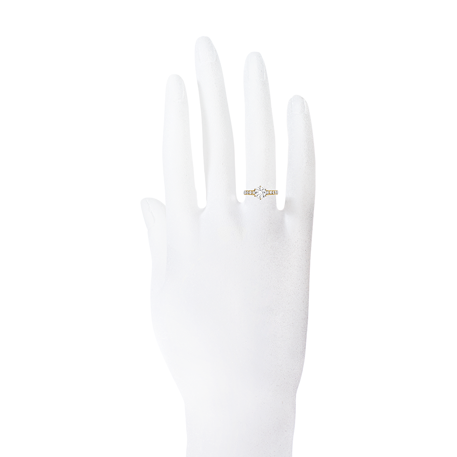 Diamantring Perth in Gelbgold - an Hand