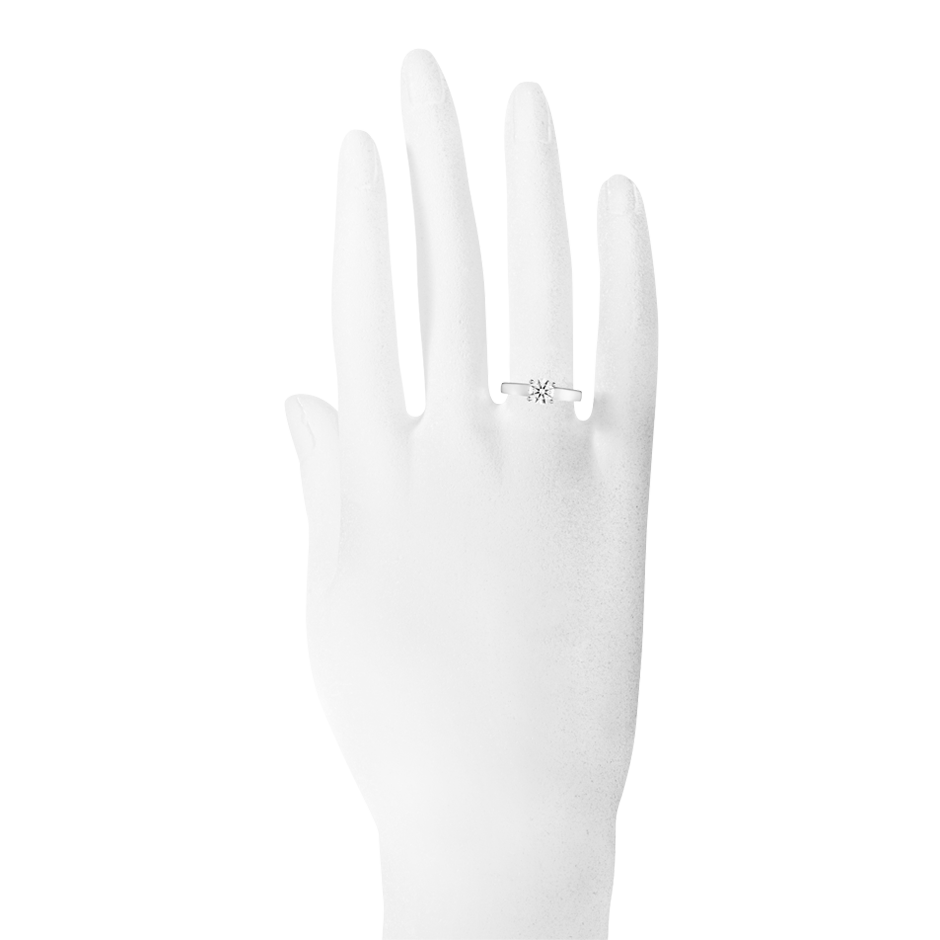 Verlobungsring Dublin in Platin - an Hand